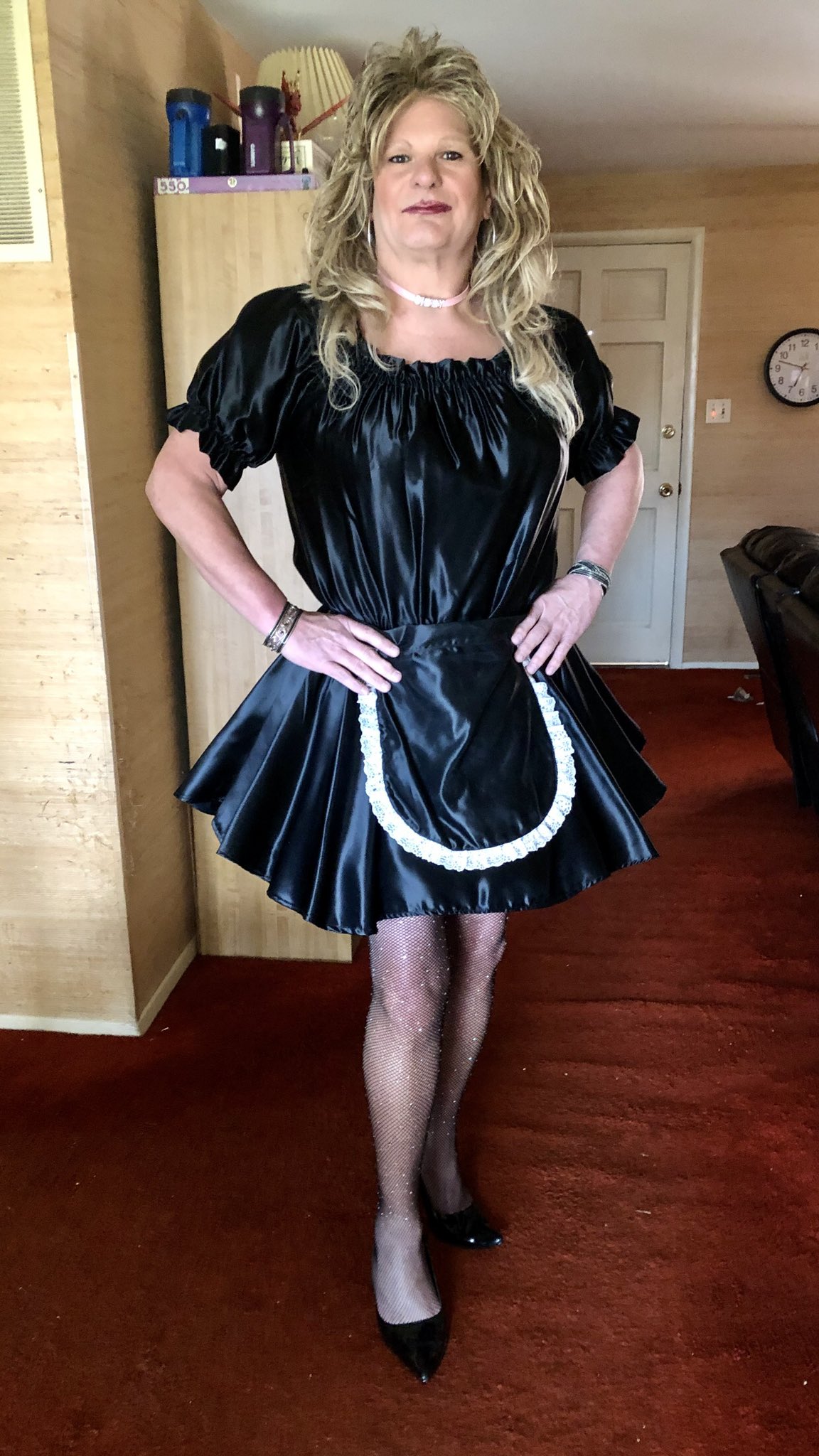 https-::twitter.com:sissyjennifer34 uniform