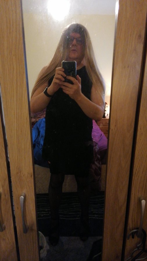 twitter.com:SissyKatie13