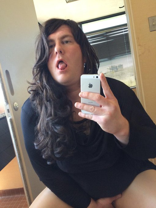 platform_sissy @PlatformSissy